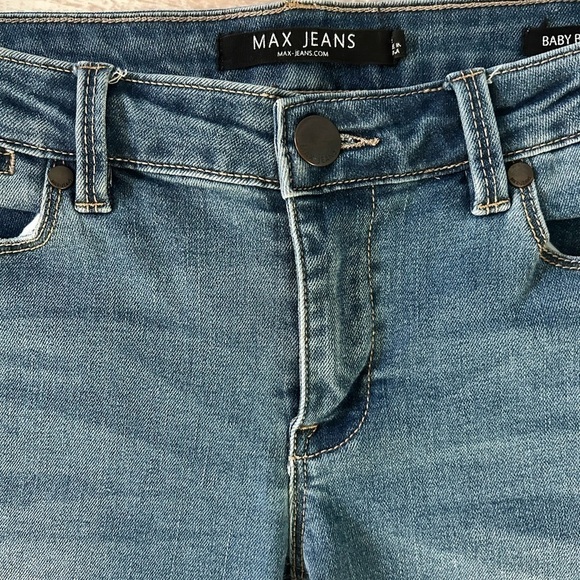 Max Jeans Women’s Size 4 Baby Boot Style Fringed Bottom Ankle Length EUC - Picture 9 of 9